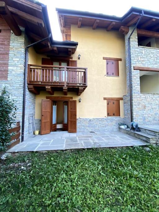 Incantevole Appartamento Con Giardino - Garage Privato E Free Wifi Улькс Экстерьер фото